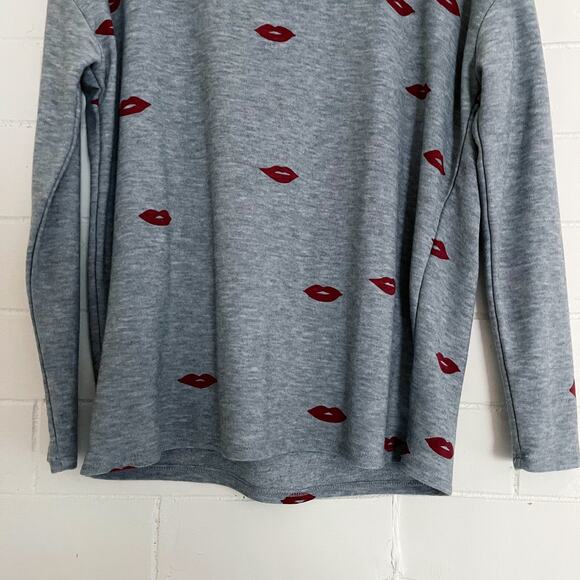 CHASER Cozy Lips Lounge Sweatshirt Pullover Small S - Picture 4 of 10